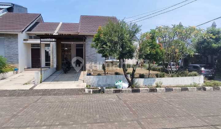 DIjual Rumah Hook Luas 156m² di Bukit Cimanggu – SHM & Nego Langsung 1