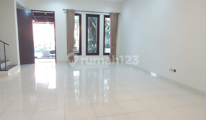 Disewakan Rumah Luas di Bukit Bogor Raya, 3+1 Kamar, Full AC, Siap Huni 2