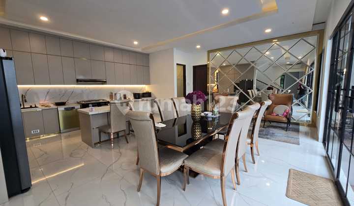 Rumah Mewah Argenia Sentul 3 Lantai SHM Kolam Renang Rooftop 2