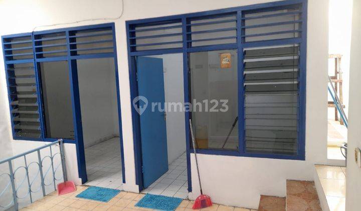 RUMAH KOST JELAMBAR, 11 KAMAR, LOKASI STRATEGIS DEKAT PERKANTORAN 1