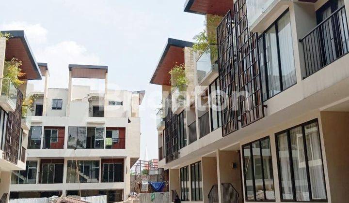 RUMAH BARU SEMINYAK RESIDENCE DUREN TIGA JAKARTA SELATAN 3½ LNTAI 2