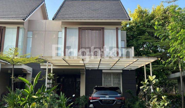 Rumah Clover Hill Residence, Joglo, 2 Lantai, Semi Furnished 1