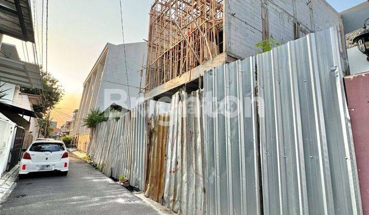 KOST + RUMAH BARU GROGOL, 3 LANTAI, ROW 2 MOBIL, LOKASI STRATEGIS 2