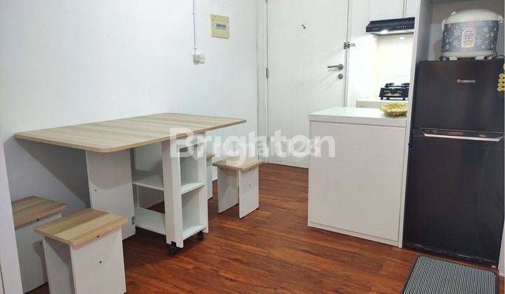 APARTEMEN 2BR MEZZANINE TOWER A LANTAI TINGGI VIEW CITY FULL FURNISHED SEASONS CITY 2