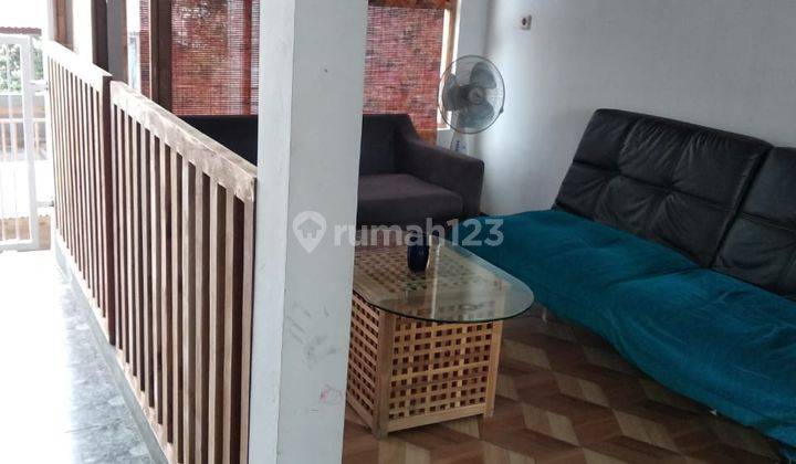 Jual Rumah Nyaman 2 Lantai dan Cocok untuk tempat usaha 9