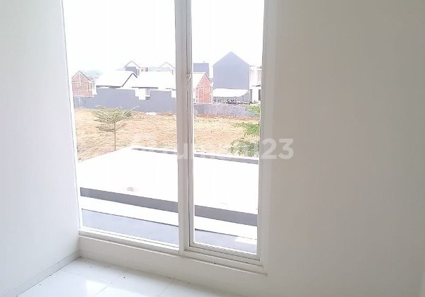 Disewakan Rumah Baru di Perumahan Araya Gmk01657 18