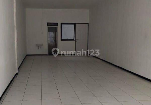 Disewakan Gudang Strategis di Madyopuro Gmk01399 3