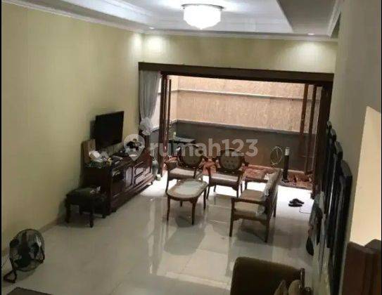 Rumah Bagus Dekat RS Persahabatan SHM Rawamangun, Jakarta Timur 2