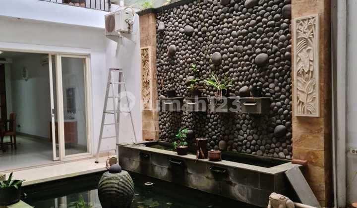 Rumah 2 Lantai Bagus Semi Furnished SHM Guntur Setiabudi Jakarta 11