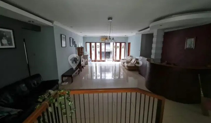 Rumah Asri 2 Lantai di Komplek Elit Pancoran, Jakarta Selatan 2