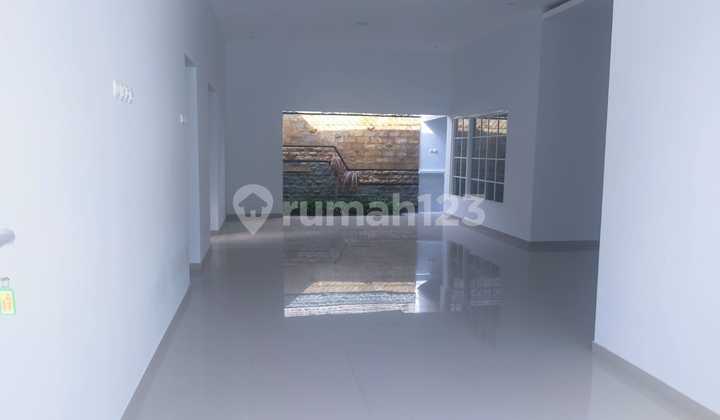 Dijual Rumah Dekat Bandara Semarang Barat 2