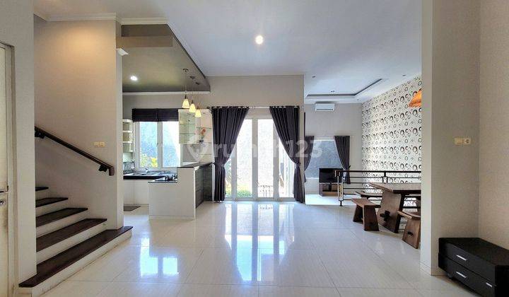 DiJual Rumah 2 Lantai Full Furnished, Bagus di BSB 2