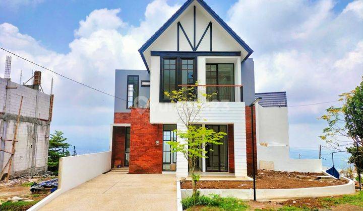 Villa Mewah Panderman Hills New Cluster