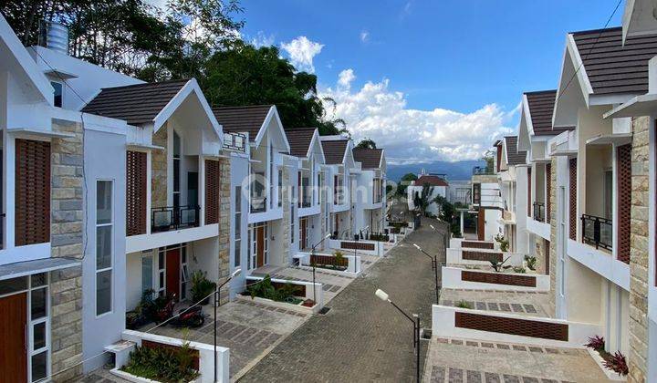 Villa mewah 2 Lantai di kawasan wisata Kota Batu, Jawa Timur