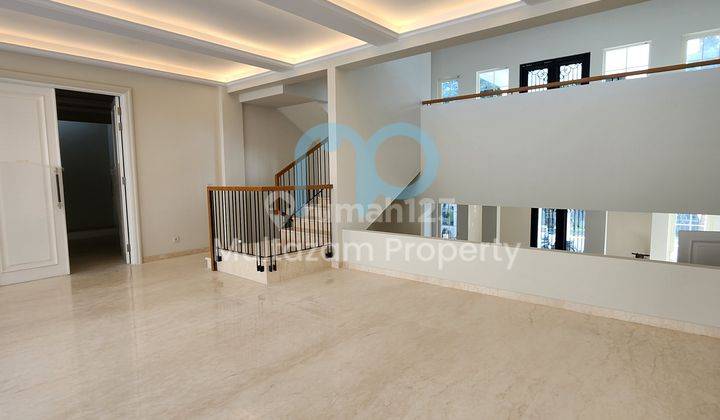 Rumah mewah patra kuningan lokasi tenang jalan lebar 4