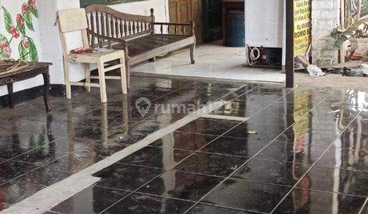 Rumah 3 Lantai SHM di RERENG WULUNG Hadap Utara (kode TBr) 11