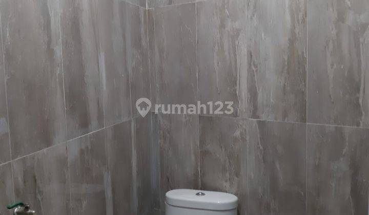 Rumah Mewah 2 Lantai SHM Siap huni di manahan surakarta 8