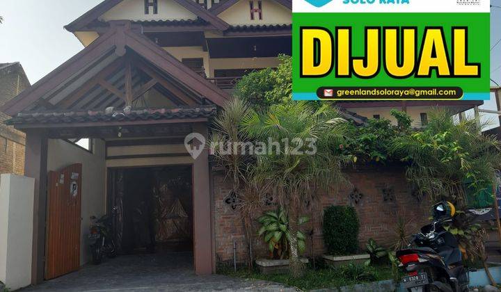 Rumah klasik etnic. Modrn 2 lantai full jati di solo kota 1