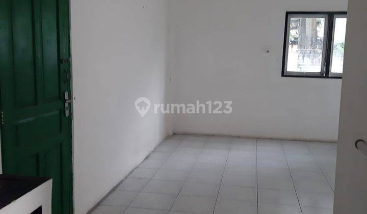 Ruko strategis di pusat kota solo 8