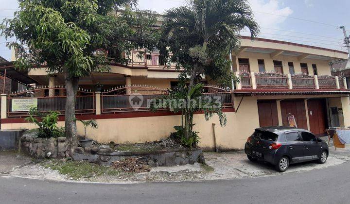 Rumah Kost UNS 2 Lantai Murah  2