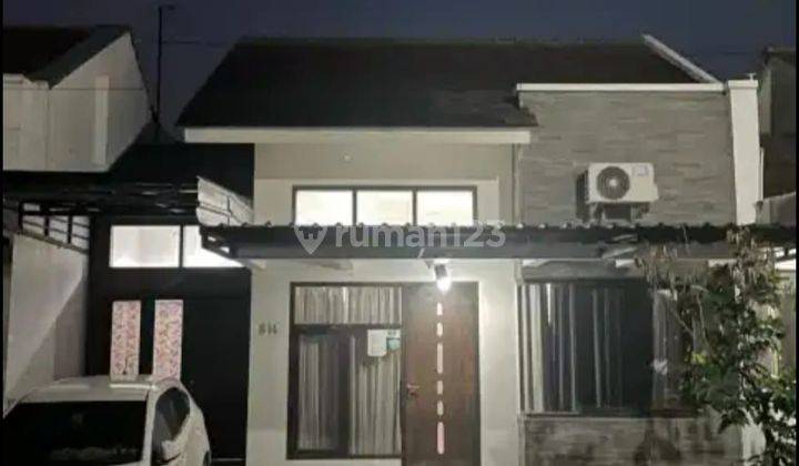 Rumah full furnished di perumahan solo baru  1