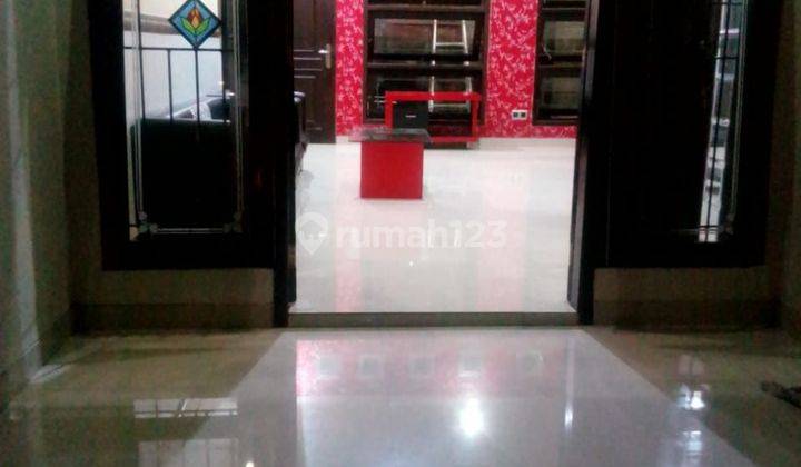 Rumah full furnished 2 lantai siap huni di solo baru 2