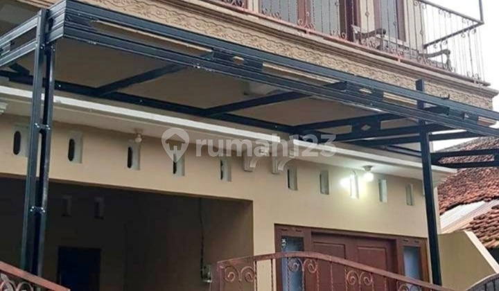 Di Kontrakan Rumah Siaph Huni 2 Lantai Di Colomadu