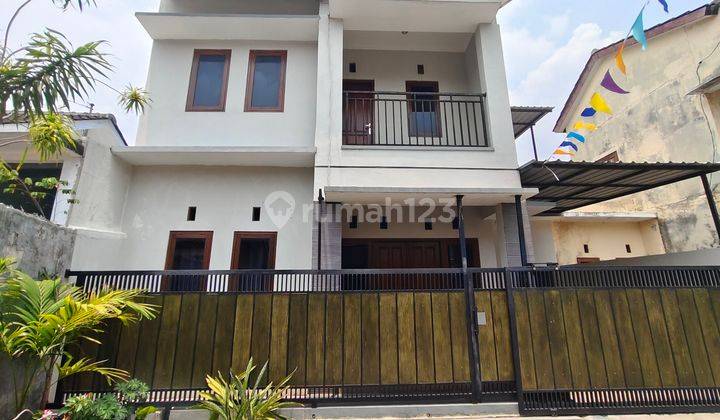 Rumah Kontrakan 2 Lantai Bagus Di Gentan Surakarta 1