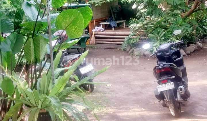 Cheap Land Ready to Build in a Strategic Location in Surakarta Cheap Land Ready to Build in a Strategic Location in Surakarta