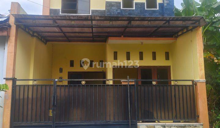 Rumah 2 Lantai Siap Huni Lokasi Strategis Di Laweyan Surakarta 1