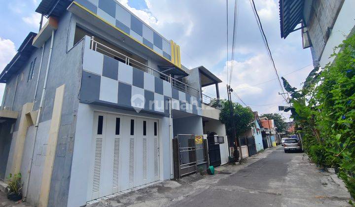 Rumah 2 Lantai Mewah Modern Di Laweyan Solo Kota 1