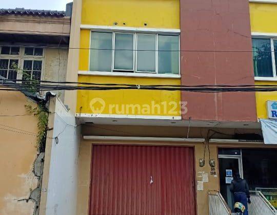 Ruko 3 lantai di Jalan Biru Laut Timur, Kelapa Gading 1