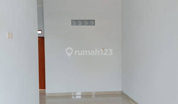 Rumah Murah Lokasi Strategis di Depok 6