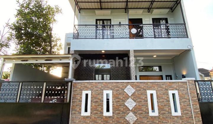 Rumah Murah Desain Minimalis 2 Lantai di Depok 1