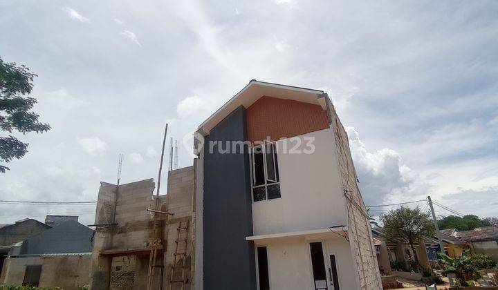 Rumah Terlaris Harga Murah Model Mezzanine di Depok 2
