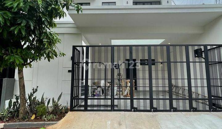 Dijual Rumah Mewah di Bintaro dengan kolam renang 2