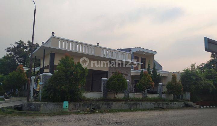 Di Jual Rumah dekat Mall dan Tol di Palem Semi Karawaci Tgr 2