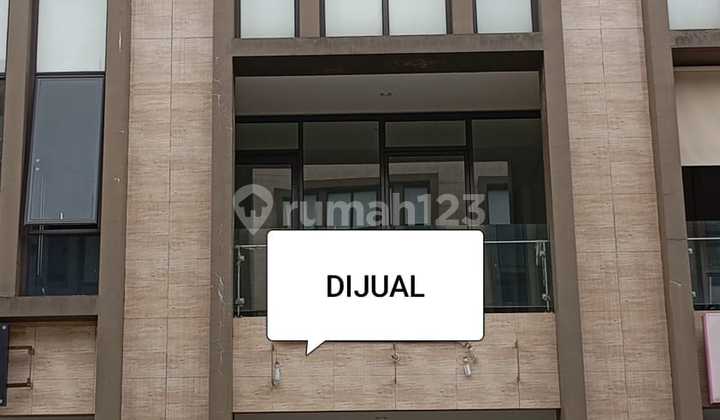 Ruko Ice Business BSD, Selling at a Loss, Neat and Good Ruko Ice Business BSD, Selling at a Loss, Neat and Good