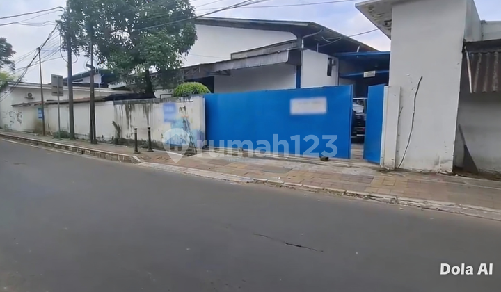 Factory/Warehouse in Periuk Tangerang, 40-Feet Access