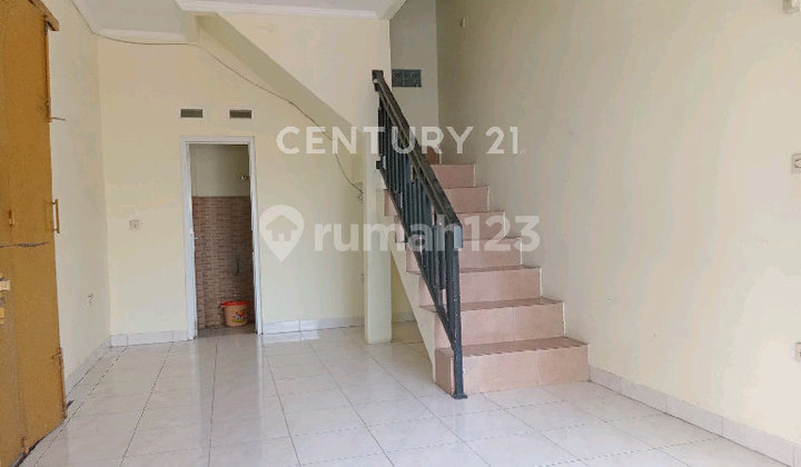 2.5-Story Shophouse Main Road Location Cijerah Bandung 2.5-Story Shophouse Main Road Location Cijerah Bandung