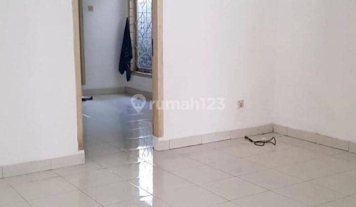Dijual Rumah+Toko siap huni di jalan utama Tanjungsari,Sumedang 2
