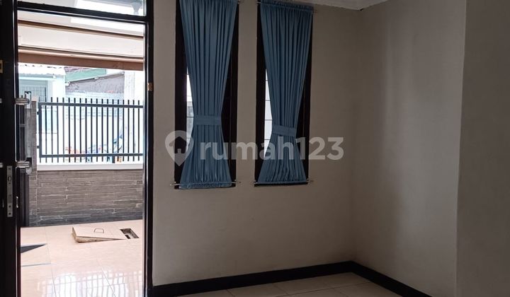 Rumah minimalis modern di di Sumber sari,dekat jalan tol pasirkoja 8