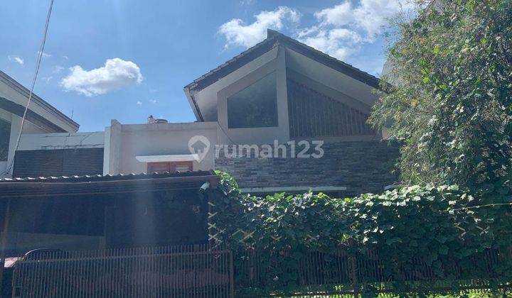 Rumah modern full furnished,siap huni  1