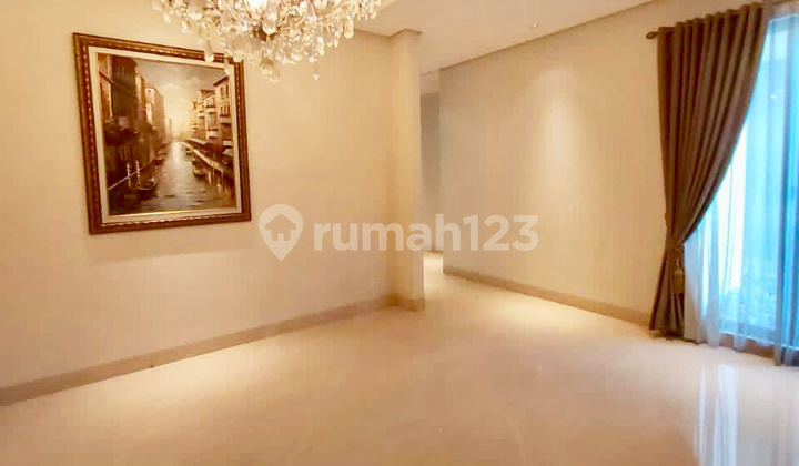 Luxury House  For Sale  6