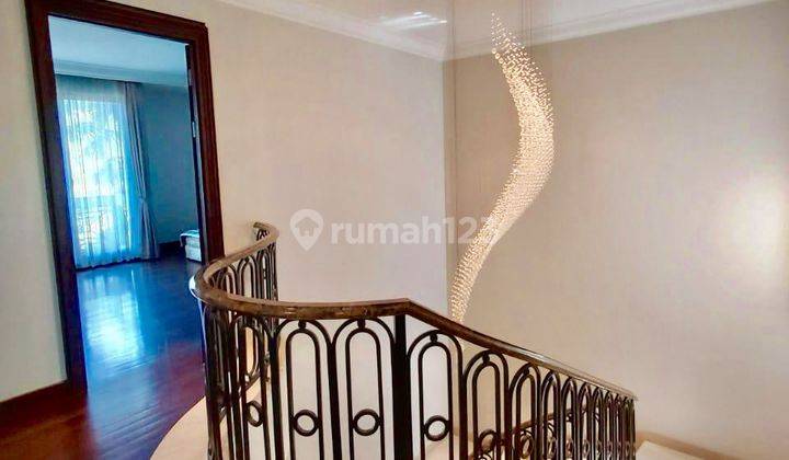 Luxury House  For Sale  7