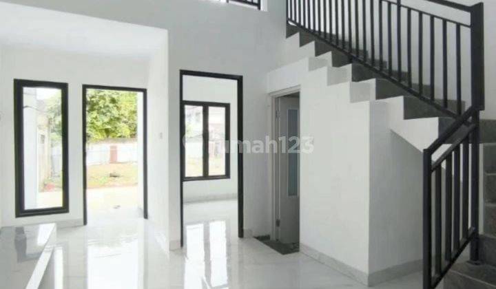 Rumah Mezzanine 1.5 Lantai Di Bambu Apus Dekat Stasiun Sudimara  2