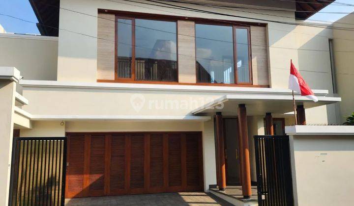 Rumah Mewah Semi Furnished Dijual Di Cipete Dekat Mrt Cipete  1