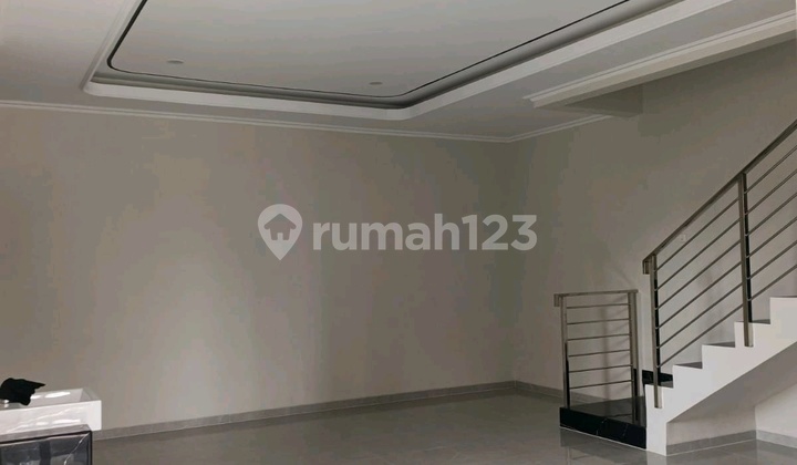 New Gress House Sutorejo Prima South 2