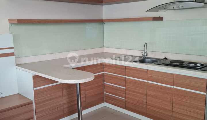 0 Bedroom Apartment La Grande Furnished 2