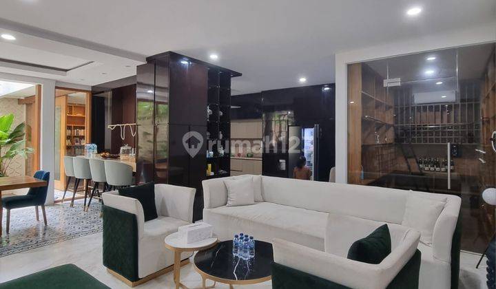 Beautiful Modern House Furnished With Best View Rooftop